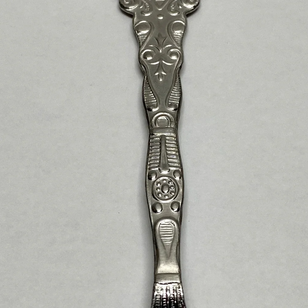 Vintage Madrid Spain Travel Souvenir Enamel Silvertone Spoon EUC‎